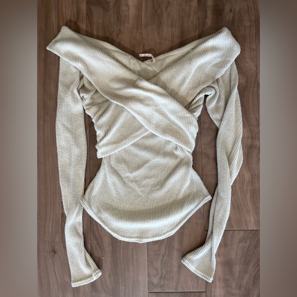 Free People Marley Off The Shoulder Twist Top - Picture 3 of 6